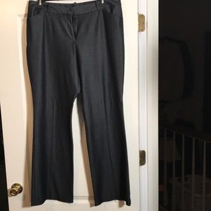 BIN9 EUC Worthington pant. Navy. Size 16